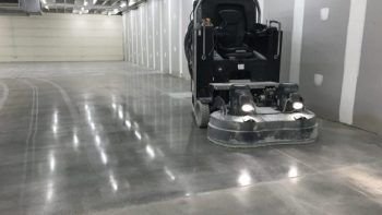 Premium Concrete floor polished for Industrial Spaces