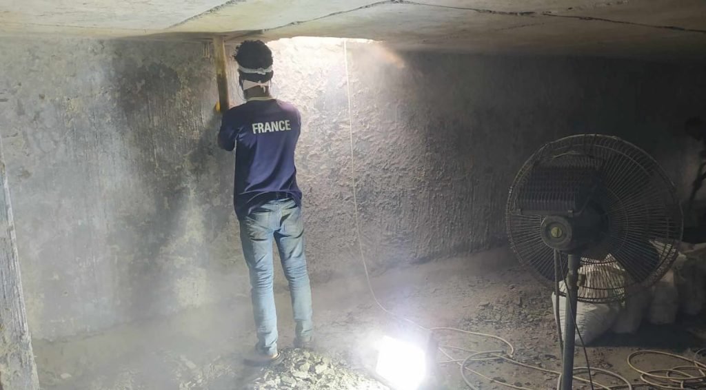 Damp Walls and Roof Leaks service Chattogram